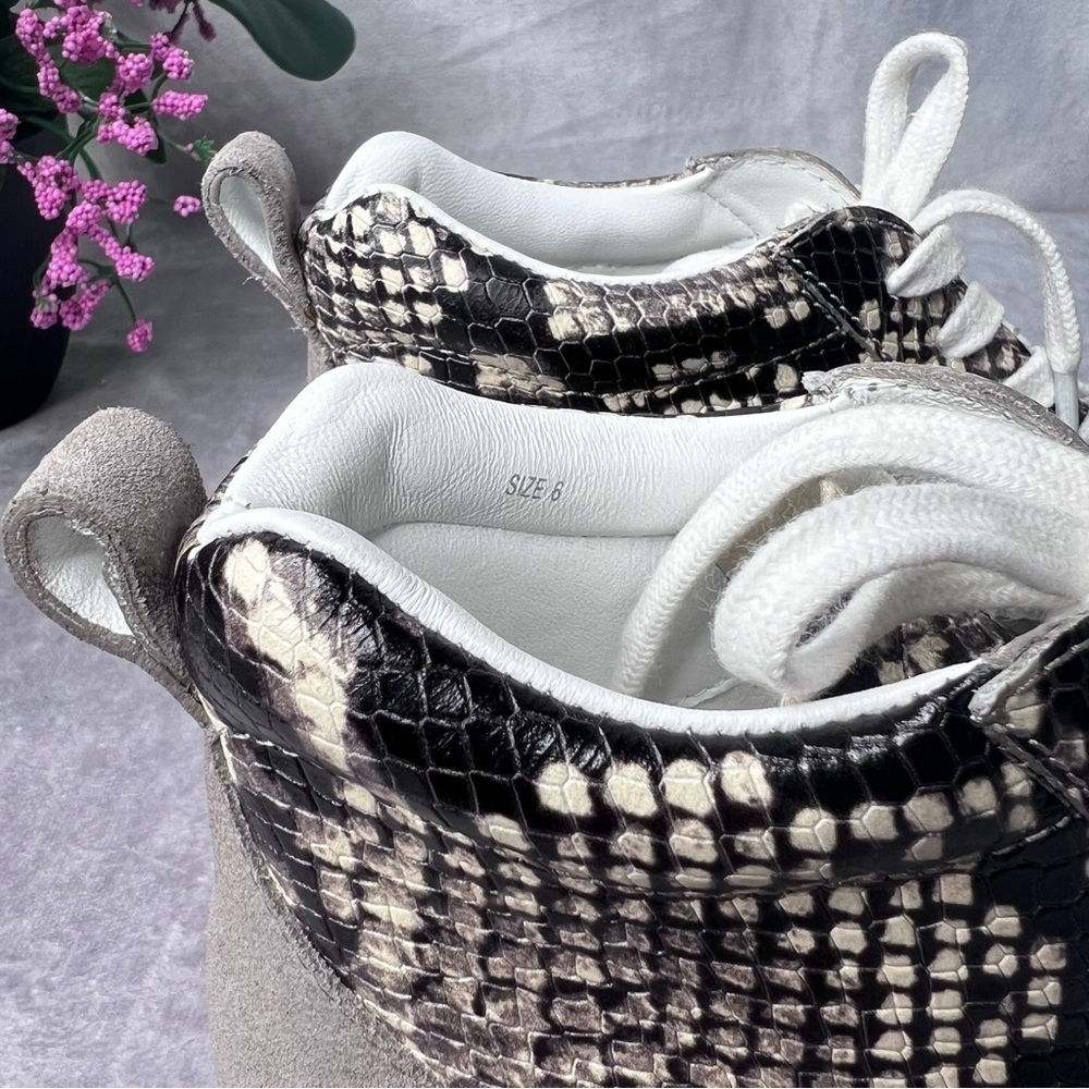 PAIGE Annie Snake Embossed Mid Top Sneaker Size 6 - Picture 6 of 9